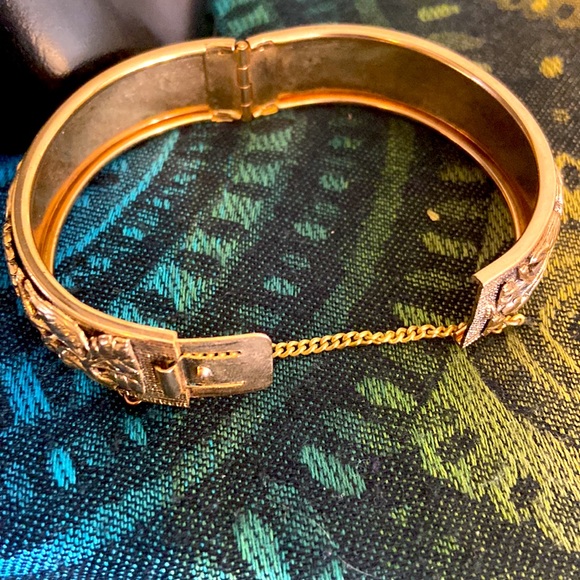 Vintage 80s Ornate Hinged Cuff Bracelet - Picture 3 of 6